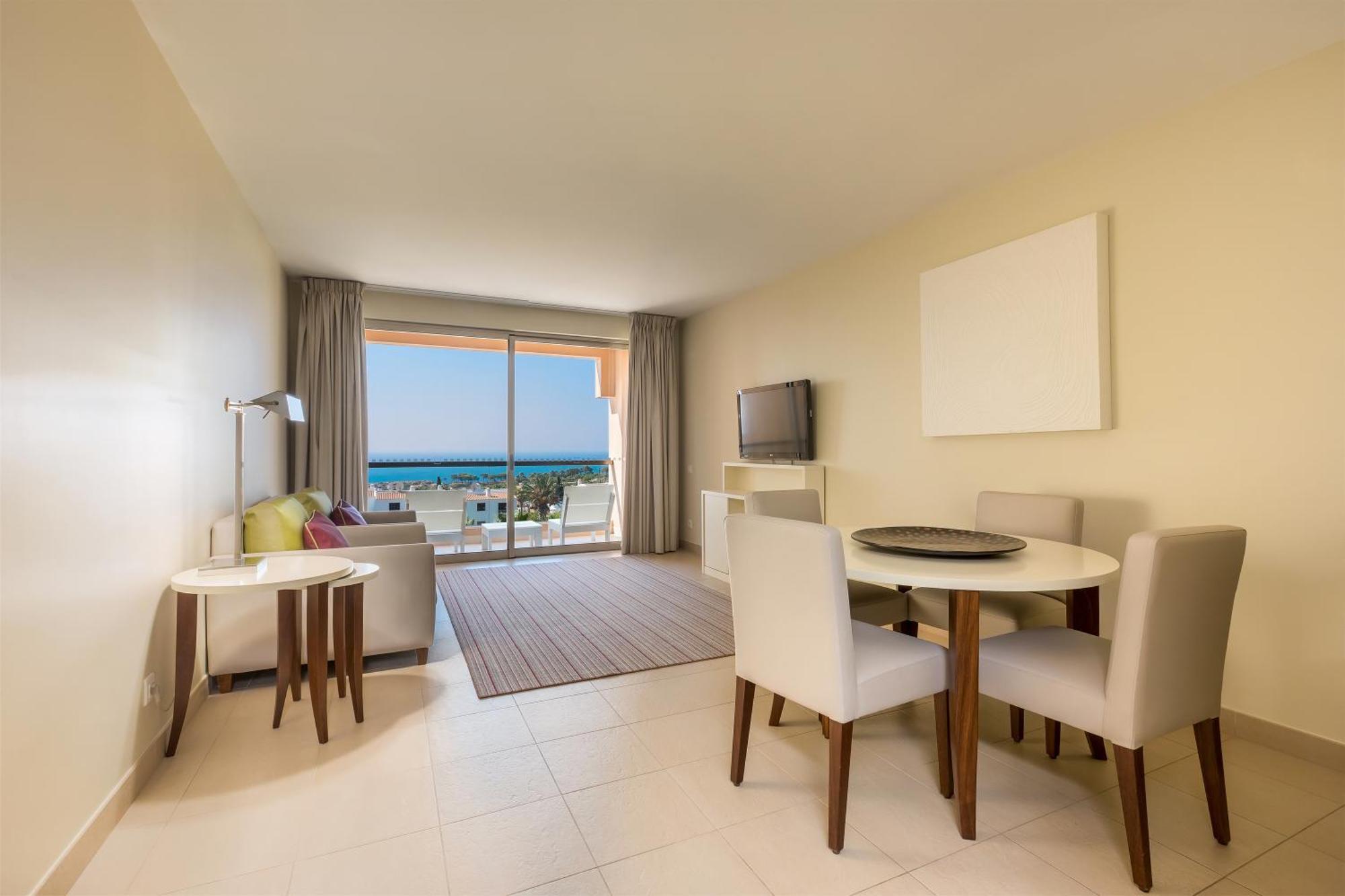 One-Bedroom Suite with Sea View,967976803:JPEG